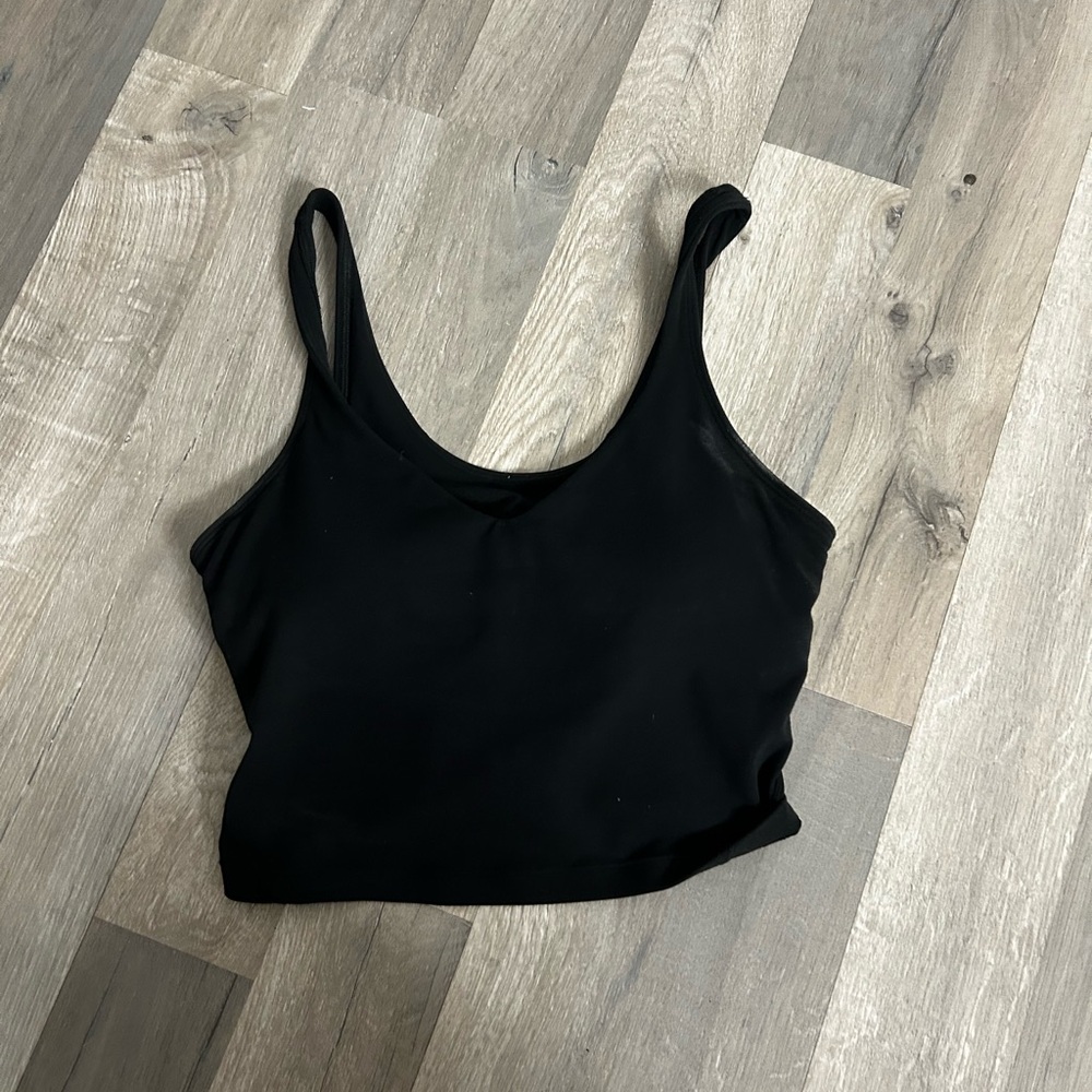 Black aligh tank